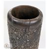 Image 3 : 10) MARY BORGSTROM POT SIGNED 1970, INFUSED GLASS,