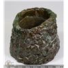 Image 2 : 86) MARY BORGSTROM GREEN TEXTURED CERAMIC POT