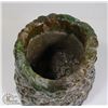 Image 4 : 86) MARY BORGSTROM GREEN TEXTURED CERAMIC POT