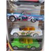 Image 5 : 2 PACKS OF MATCHBOX VEHICLES (5/PACK, 10 VEHICLES TOTAL)