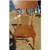 Image 3 : LOT OF 2 WOOD CHAIRS ( VINTAGE)