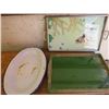 Image 1 : LOT OF 2 SERVING TRAYS AND SERVING PLATTER (VINTAGE) *BUTTERFLY DESIGN 19" X 12"* (GREEN AND WICKER 