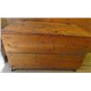 Image 1 : WOOD CHEST (VINTAGE) *ON WHEELS*