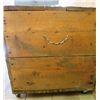 Image 3 : WOOD CHEST (VINTAGE) *ON WHEELS*