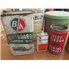 Image 2 : LOT OF ASSORTED TINS AND FIRE EXTINGUISHERS (VINTAGE) *EMPTY*