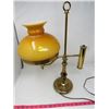 Image 1 : LAMP WITH SHADE (ANTIQUE)