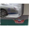 Image 7 : TOY CAR (NEW IN BOX) *2002 FORD THUNDERBIRD* (LA DODGERS)