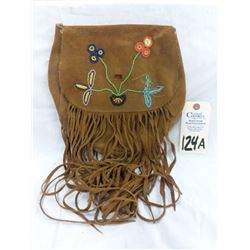 Beaded Sioux possible bag .