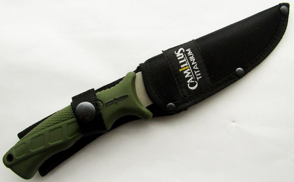 CAMILLUS TITANIUM FIXED BLADE KNIFE W/SHEATH
