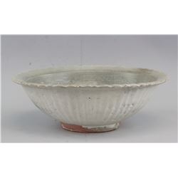 Chinese Yuan Style Longquan Porcelain Lobed Bowl