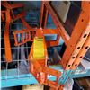 Image 2 : 2 WALL JACKS
