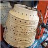 Image 3 : 2 VINTAGE CEILING LIGHTS