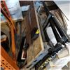 Image 2 : WORK MATE AND TOOL STAND