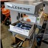 Image 2 : 2 ROLLING DISPLAY UNITS