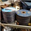 Image 2 : 3 10PACKS OF 4-1/2" CUTTING WHEELS AND 27 5" CUTTING DISCS