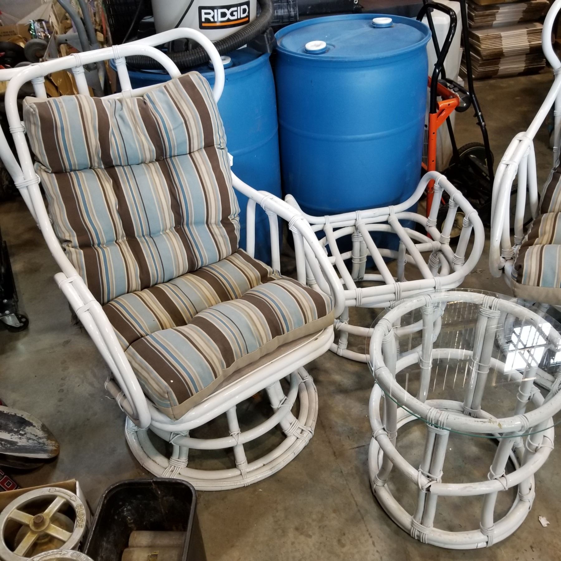 4PC VINTAGE BAMBOO SWIVEL ROCKER SET