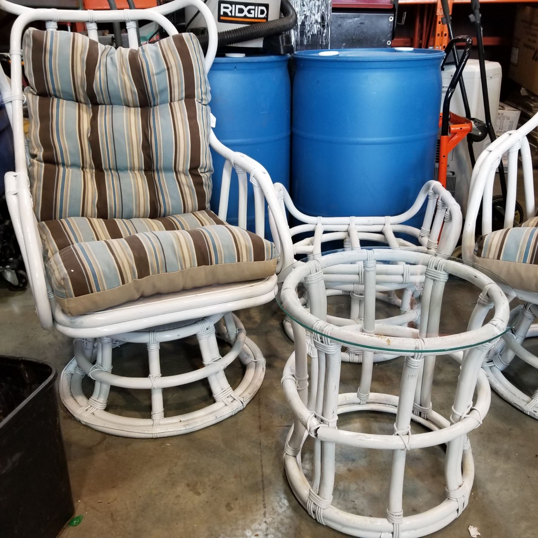 4PC VINTAGE BAMBOO SWIVEL ROCKER SET