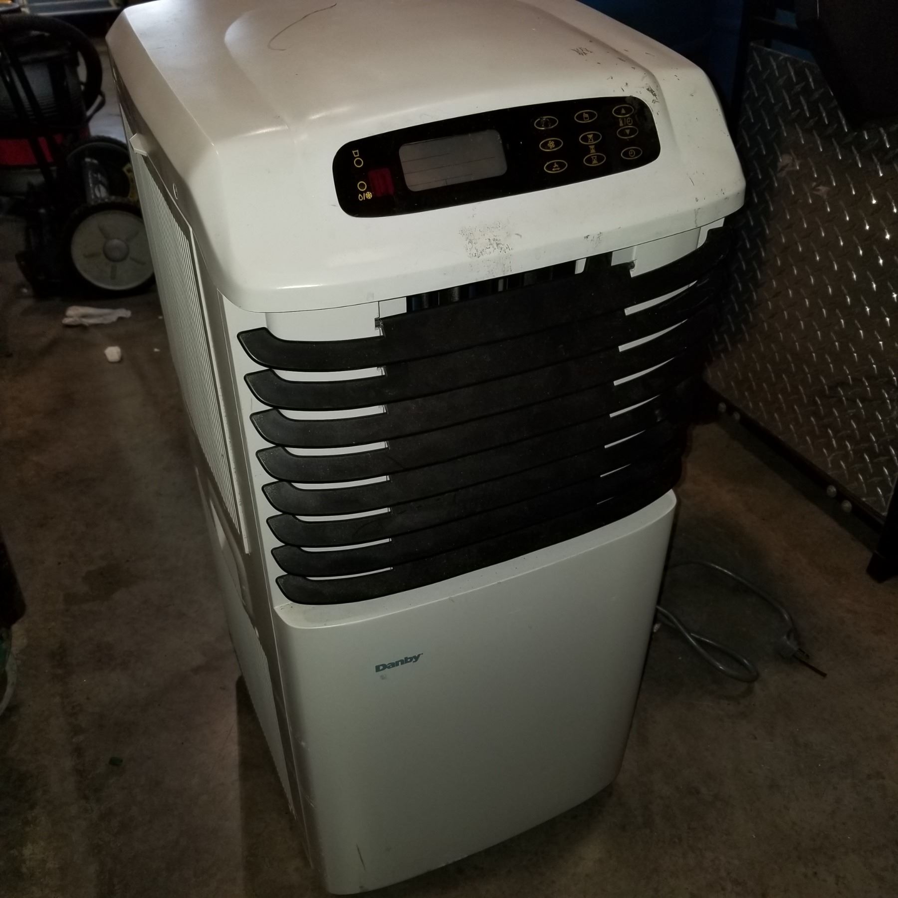 Danby Air Conditioner Dpac7099