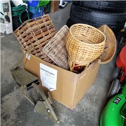 LARGE LOT OF GARDEN SUPPLIES, PLANTER POTS, ETC