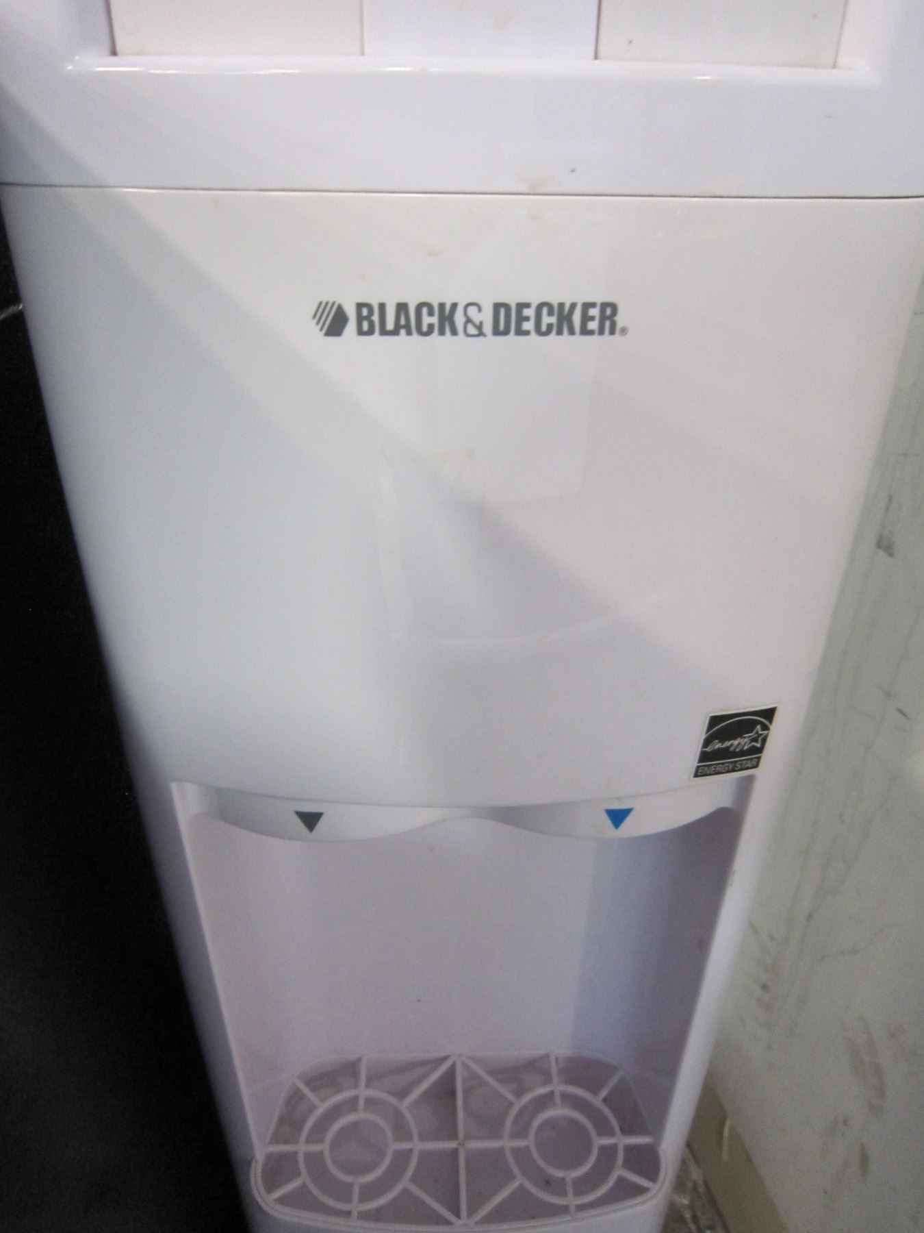 BLACK AND DECKER WATER COOLER