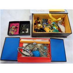 BOX OF GLASS PENDANTS AND 3 BOXES OF VARIOUS JEWELLERY