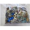 Image 2 : BAG OF JEWELLERY