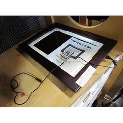 PANDIGITIAL DIGITAL PICTURE FRAME