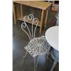 Image 2 : WHITE PAINTED 3 PIECE METAL BISTRO SET