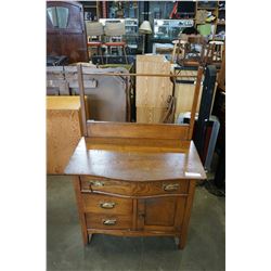 VINTAGE OAK WASH STAND