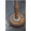 Image 2 : VINTAGE WOOD FLOOR LAMP