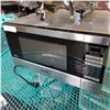 Image 2 : BLACK PANASONIC INVERTER MICROWAVE