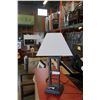 Image 1 : MODERN LAMP