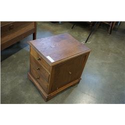 OAK 3-DRAWER END TABLE