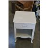 Image 2 : 1 DRAWER WHITE FRENCH PROVINCIAL END TABLE