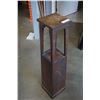 Image 1 : OAK VINTAGE PLANT STAND