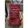 Image 2 : ROSE FLOWERED ARM CHAIR