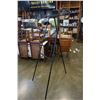Image 1 : FOLDING BLACK EASEL