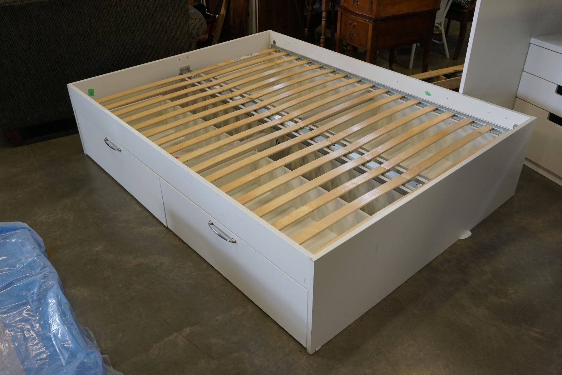 WHITE IKEA QUEEN SIZE BED FRAME WITH DRAWERS Big Valley Auction white-ikea-queen-size-bed-frame-with-drawers-big-valley-auction
