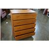 Image 2 : 5 DRAWER WALNUT DRESSER