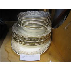 GEORGIAN CHINA 22KT GOLD DISHES