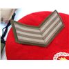 Image 2 : 1952 RED MILITARY BERET, SHELL DRESSING, AND PATCHES