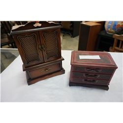 2 JEWELLERY BOXES - 1 MUSICAL