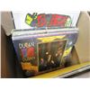 Image 2 : LOT OF VINTAGE RECORDS ETC