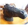 Image 1 : SERPENTINE STONE HORSES HEAD