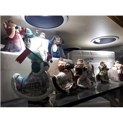 ASHTON DRAKE COLLECTABLE SANTAS