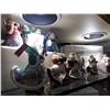Image 1 : ASHTON DRAKE COLLECTABLE SANTAS
