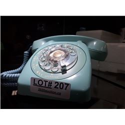 LIGHT BLUE VINTAGE ROTARY PHONE