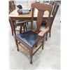 Image 3 : QUARTER SAWN OAK TABLE WITH SIX CHAIRS