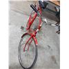 Image 2 : RED RALEIGH CRUIZER BIKE