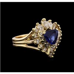 1.26 ctw Sapphire and Diamond Ring - 14KT Yellow Gold